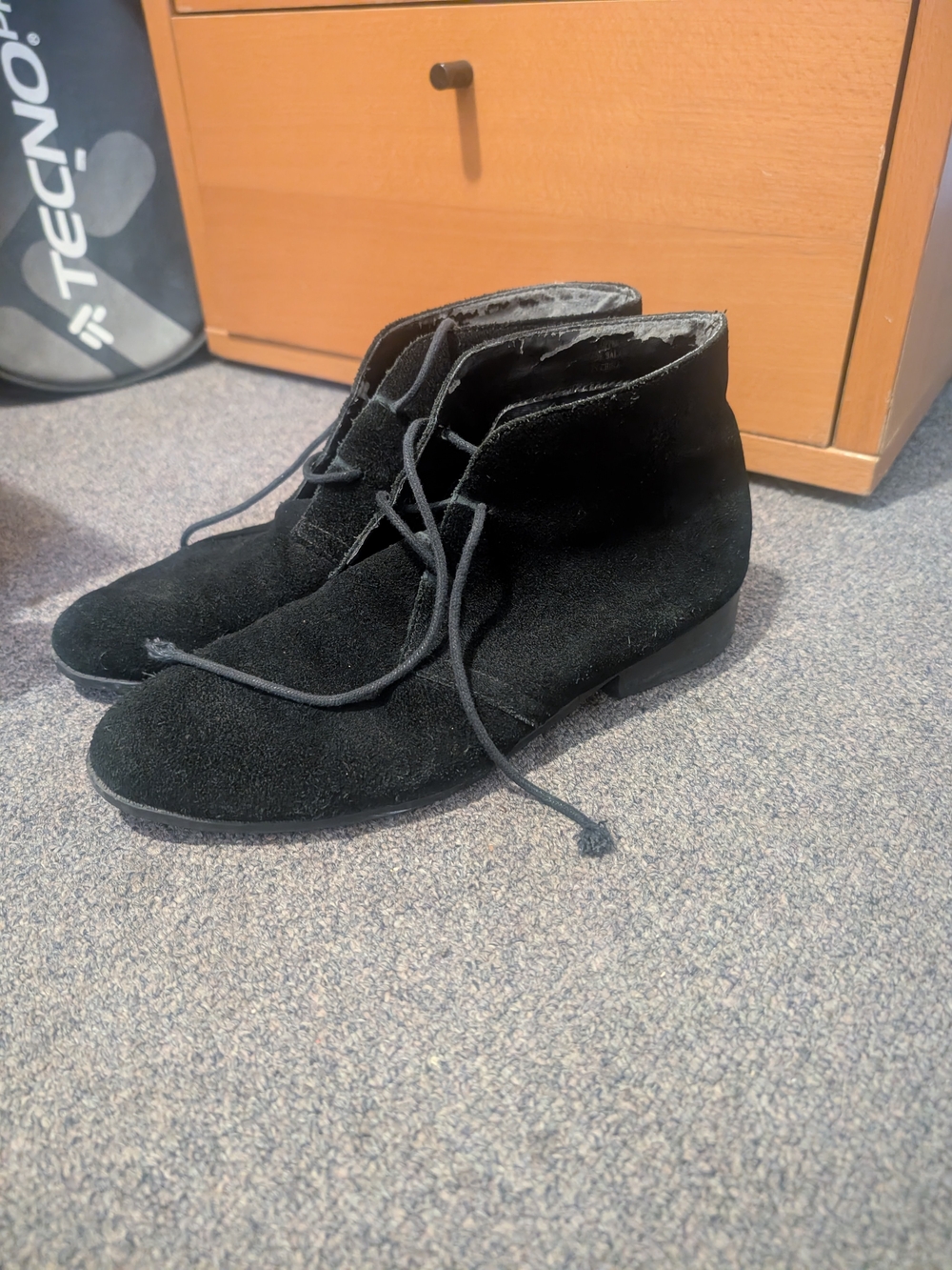 Womens Black Suede Lace-Up Desert Boots